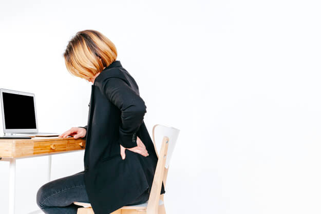 Чому болить спина: 5 неочевидних причин