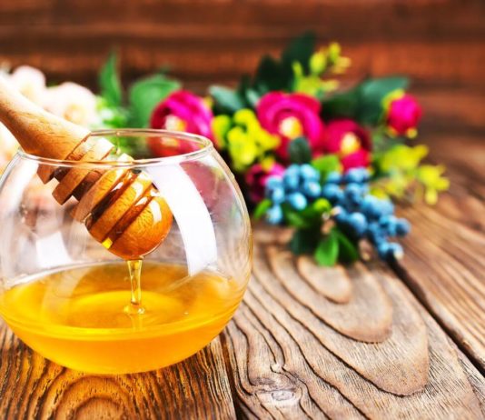 Медовий масаж своїми руками — йде до 5 см з талії і стегон