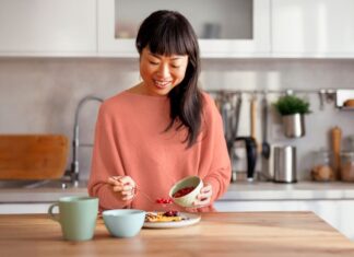 Вредно ли есть стоя?