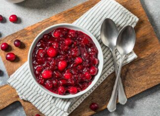 Що журавлинний соус робить з вашим тілом: детальний аналіз