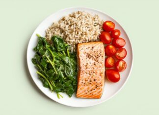 Дієта після пологів: 6 основних груп продуктів для відновлення