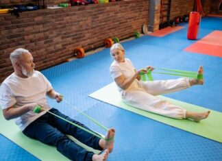 Процвітання на пенсії: найкращі житлові комплекси для активних пенсіонерів у США