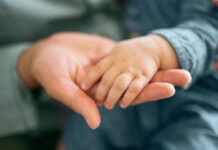 Opieka nad dzieckiem z chorobą Pompego: kompletny przewodnik