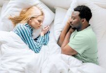 Искусство совместного сна: 6 научно обоснованных стратегий для улучшения отдыха пары